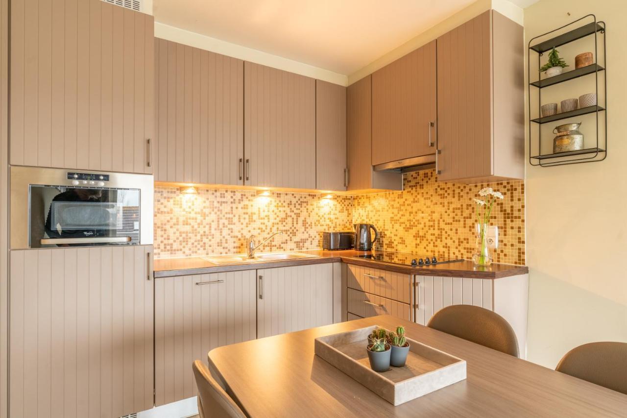 Appartement Met Zwembad In Neoportus Нюпорт Екстериор снимка